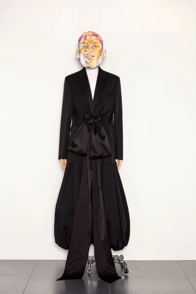 Look 5